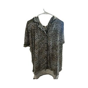 NWOT Anne Klein Leopard Print Pajama Button Top